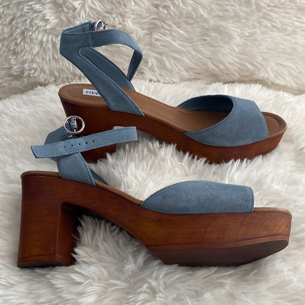 🪴One Day Sale 🪴Steve Madden Blue Wooden Heel Sandals 10